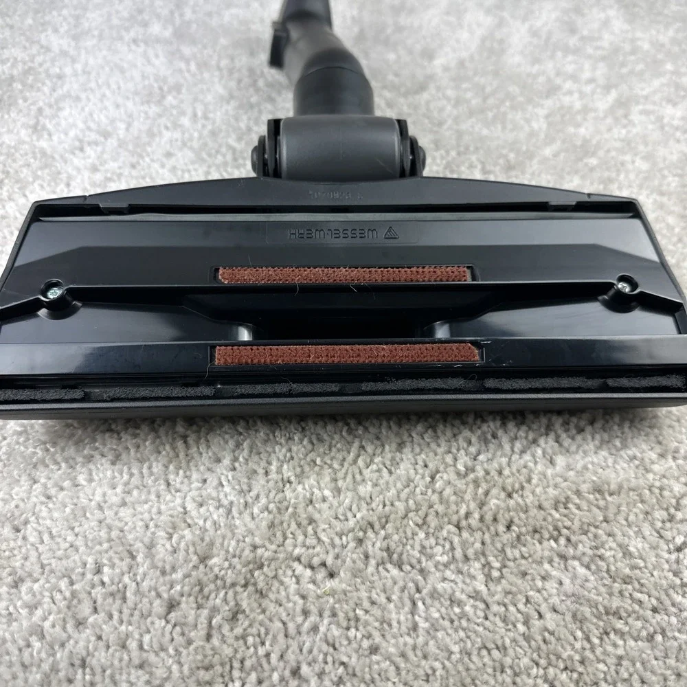 Kenmore 400 Series Lightweight Canister Vacuum Cleaner Rug Floor Brush Only